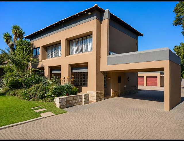 5 BEDROOM HOUSE FOR SALE IN THREE RIVERS